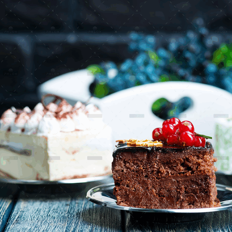 demo-attachment-402-cakes-PBCSCK7-copy